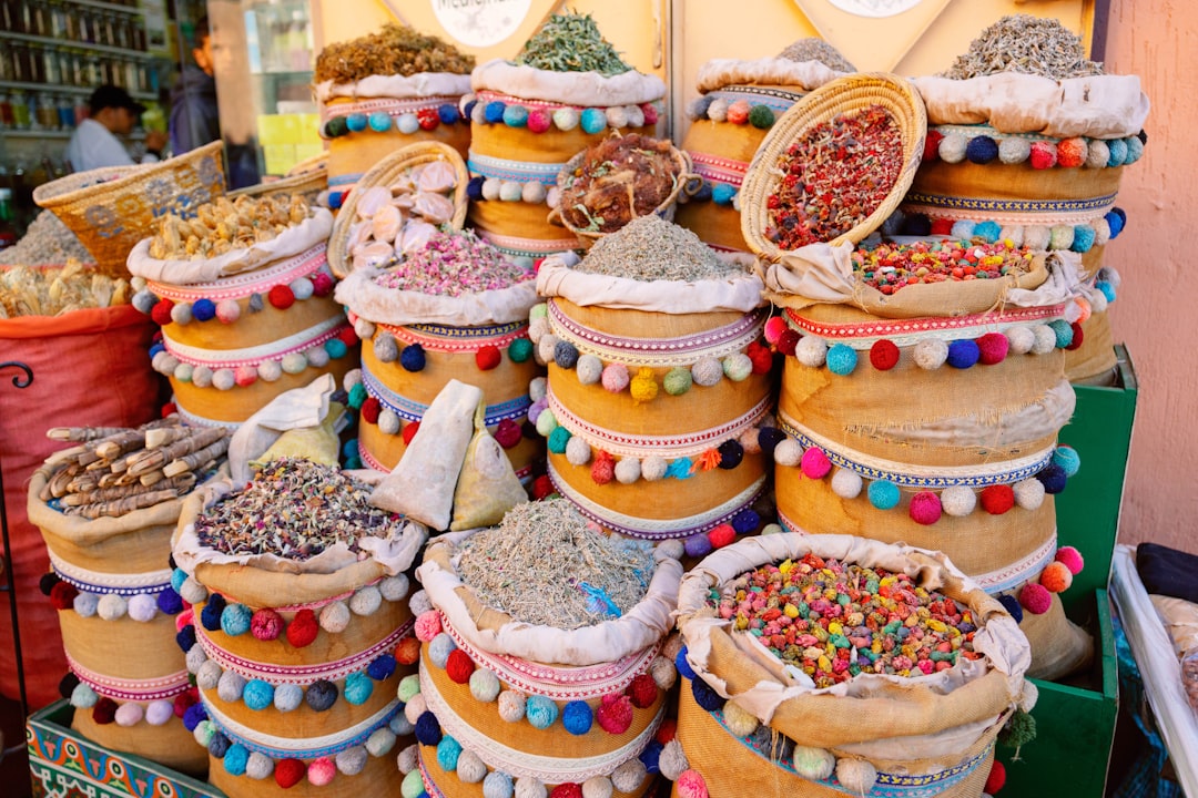 Il colorato mercato di Marrakech in Marocco